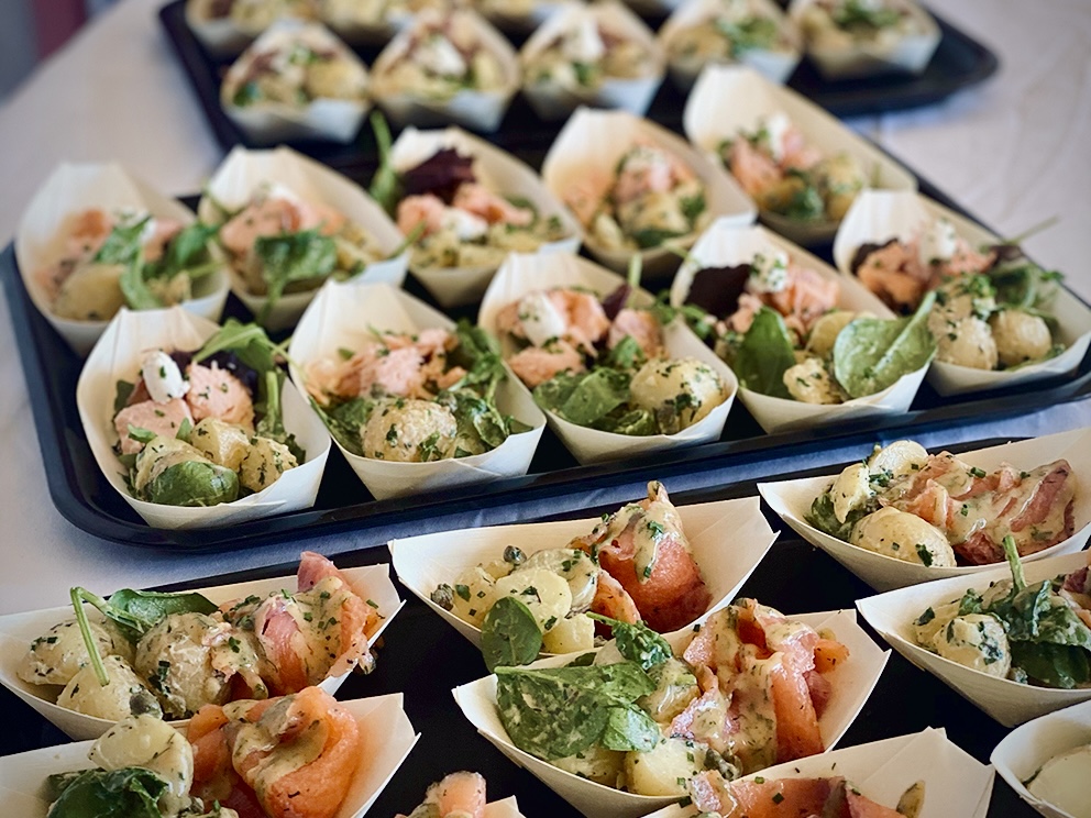 Rätter från CaterAllts buffécatering i Stockholm